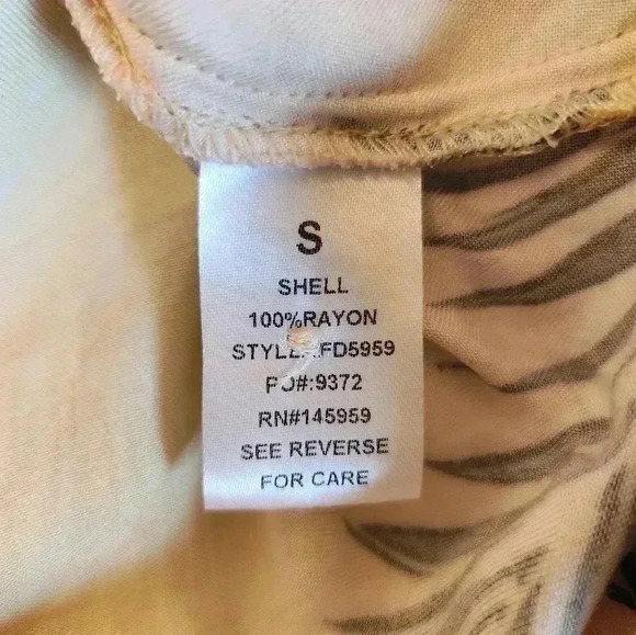 Vici Dress Kimono Style Dress/Coverup Size Small - Picture 4 of 9